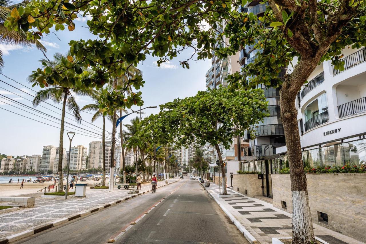 Frente Ao Mar Na Praia Das Asturias - Apto Completo Guaruja Exterior photo